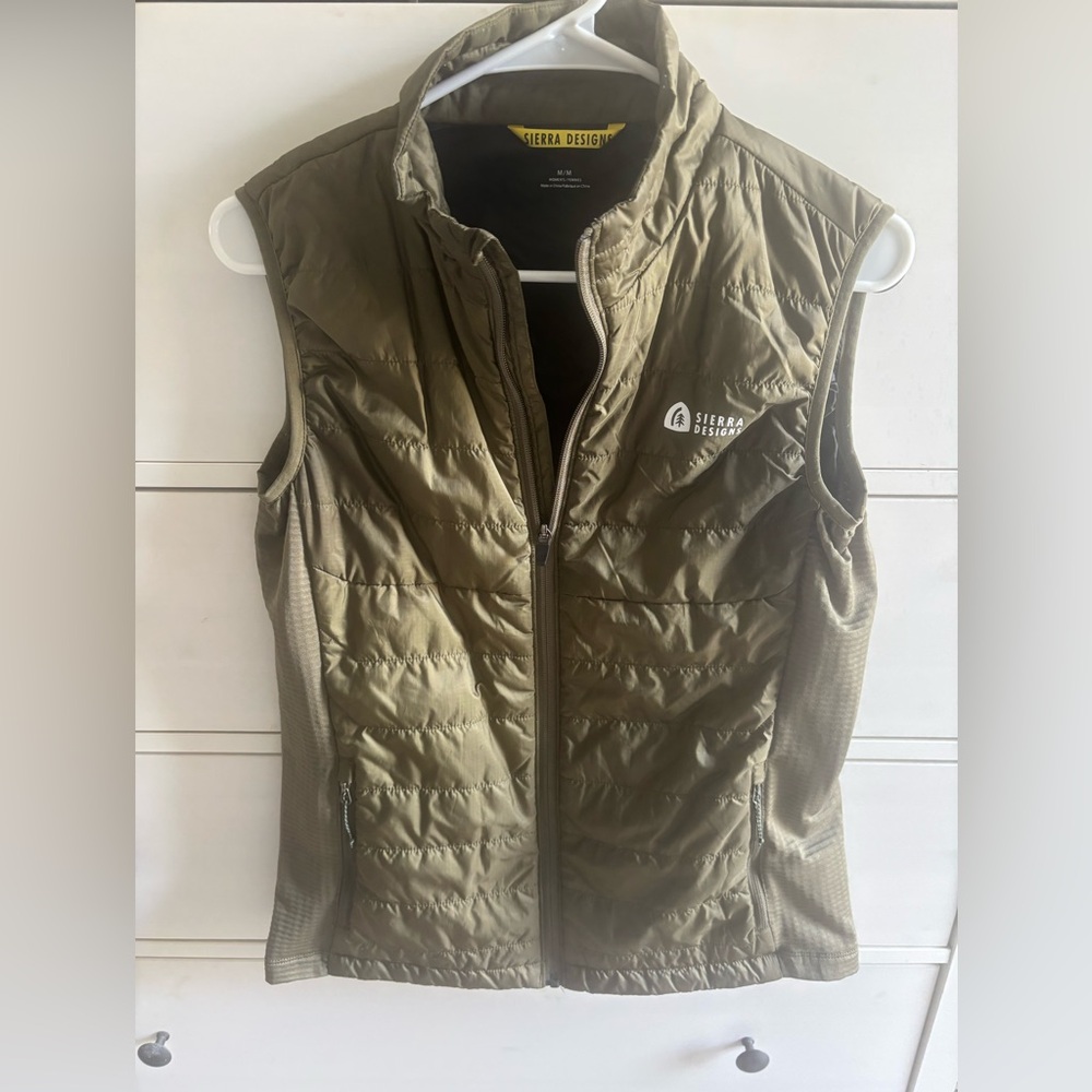 Women's Olive Puffer Vest
